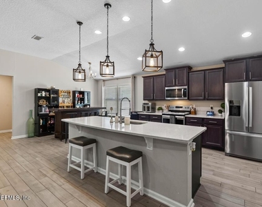 3172 Little Kern Lane - Photo Thumbnail 18