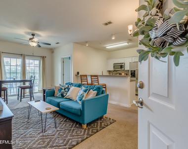 4982 Key Lime Drive - Photo Thumbnail 3