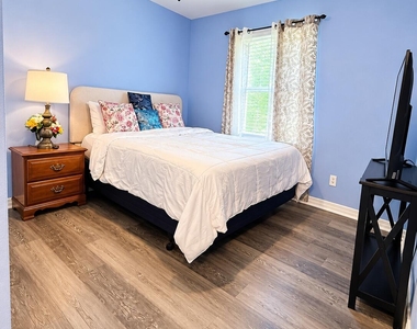 5741 Wilson Boulevard - Photo Thumbnail 12