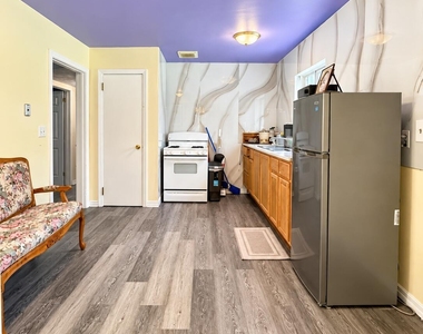 5741 Wilson Boulevard - Photo Thumbnail 6