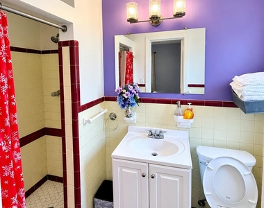 5741 Wilson Boulevard - Photo Thumbnail 11