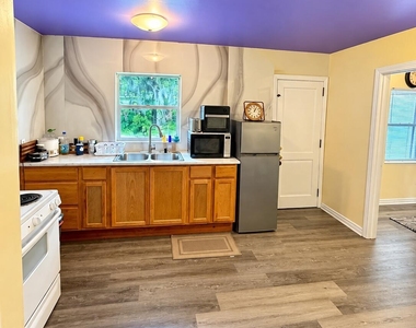 5741 Wilson Boulevard - Photo Thumbnail 7