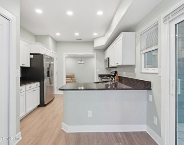136 Willow Pond Lane - Photo Thumbnail 5