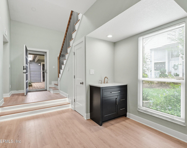 136 Willow Pond Lane - Photo Thumbnail 2