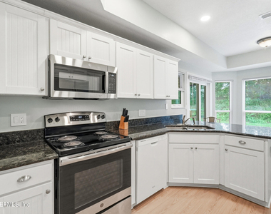 136 Willow Pond Lane - Photo Thumbnail 6