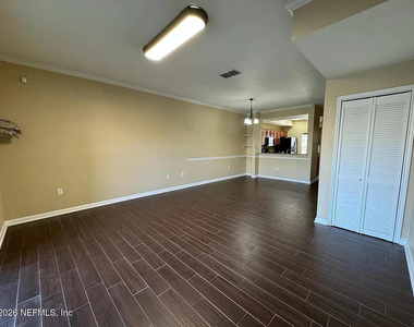 10200 Belle Rive Boulevard - Photo Thumbnail 2