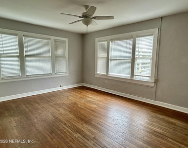 2504 Park Street - Photo Thumbnail 1