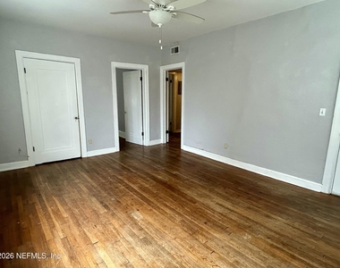 2504 Park Street - Photo Thumbnail 2