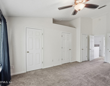 12311 Kensington Lakes Drive S - Photo Thumbnail 15