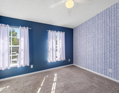 12311 Kensington Lakes Drive S - Photo Thumbnail 19