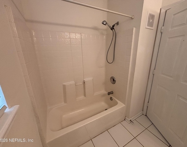 7990 E Baymeadows Road - Photo Thumbnail 25