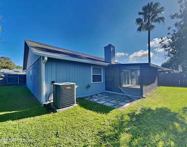 344 Dijon Drive S - Photo Thumbnail 15