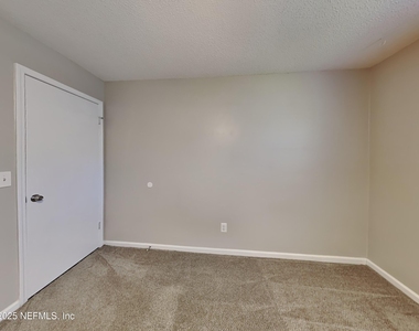 344 Dijon Drive S - Photo Thumbnail 10