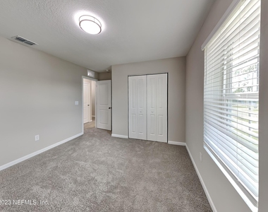 10270 Old Dixie Highway - Photo Thumbnail 12