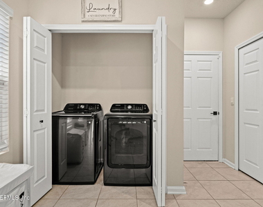 991 Observatory Parkway - Photo Thumbnail 3