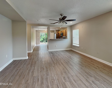 11626 Brian Lakes Drive N - Photo Thumbnail 1