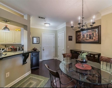 3334 Peachtree Road Ne - Photo Thumbnail 5