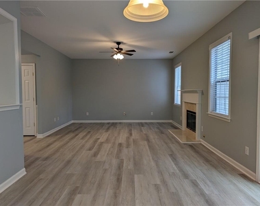 1521 Anna Ruby Lane Nw - Photo Thumbnail 7