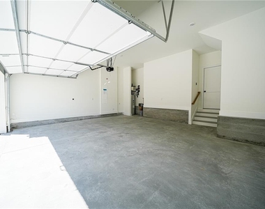 2199 Wexford Drive Ne - Photo Thumbnail 25
