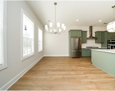 2199 Wexford Drive Ne - Photo Thumbnail 13