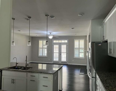4260 Essex Pond Way - Photo Thumbnail 5