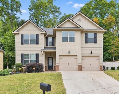 118 Village Place - Photo Thumbnail 1