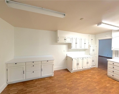 199 Prospect Street - Photo Thumbnail 10
