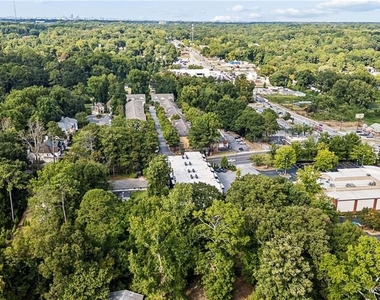 1155 Custer Avenue Se - Photo Thumbnail 32