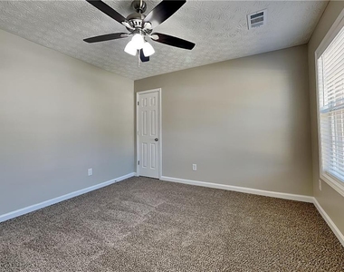 2242 Vintage Oaks Drive - Photo Thumbnail 15