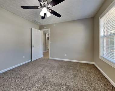 2242 Vintage Oaks Drive - Photo Thumbnail 17
