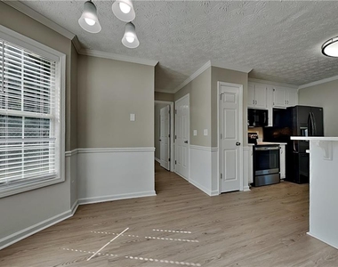 2242 Vintage Oaks Drive - Photo Thumbnail 6