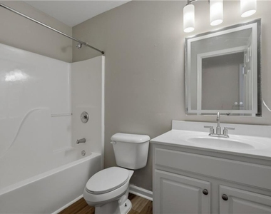 2323 Crimson Creek Lane - Photo Thumbnail 24