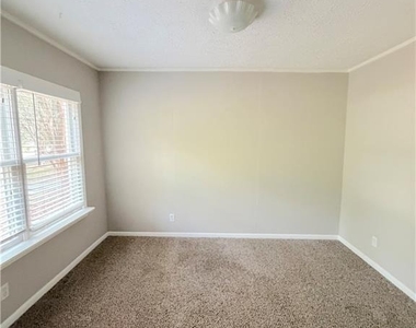 189 Prospect Street - Photo Thumbnail 12