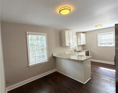 179 Prospect Street - Photo Thumbnail 8