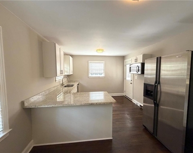 179 Prospect Street - Photo Thumbnail 6