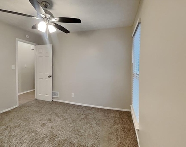 1174 Winterberry Court - Photo Thumbnail 13