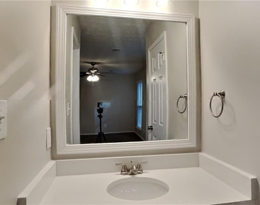 1174 Winterberry Court - Photo Thumbnail 9