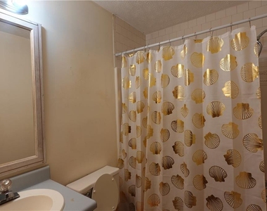 125 Scott Boulevard - Photo Thumbnail 6