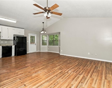 239 William Drive - Photo Thumbnail 5