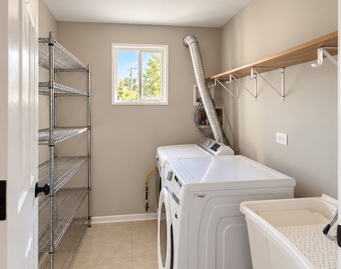 3011 W Irving Park Road - Photo Thumbnail 14