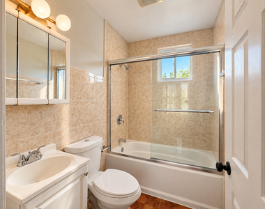 3011 W Irving Park Road - Photo Thumbnail 13