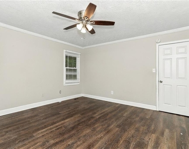 47 Walker Road - Photo Thumbnail 11