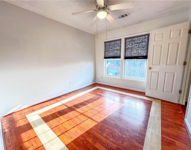 4035 River Green Parkway - Photo Thumbnail 14