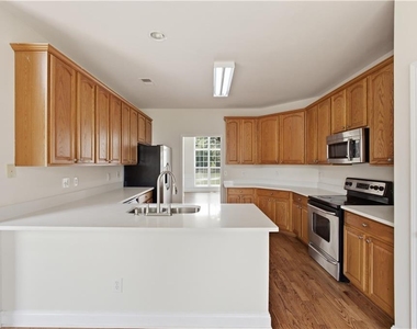 642 Aya Circle - Photo Thumbnail 19