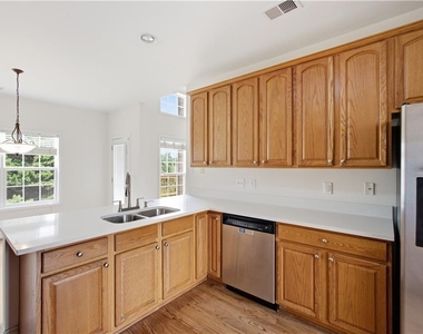 642 Aya Circle - Photo Thumbnail 18