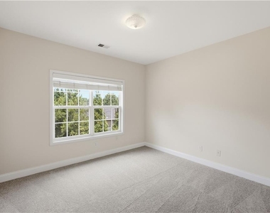 642 Aya Circle - Photo Thumbnail 27