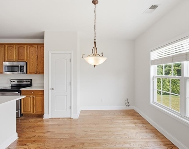 642 Aya Circle - Photo Thumbnail 13
