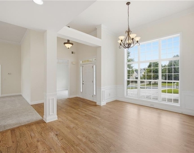 642 Aya Circle - Photo Thumbnail 6