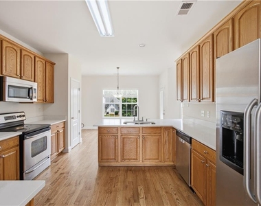 642 Aya Circle - Photo Thumbnail 16