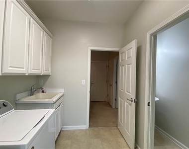 1893 Ridgemont Lane - Photo Thumbnail 14